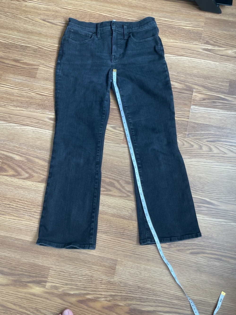 Madewell Women's Mid-Rise Kick Out Crop Flare Stretch Black Jeans Size 28 - Picture 14 of 14